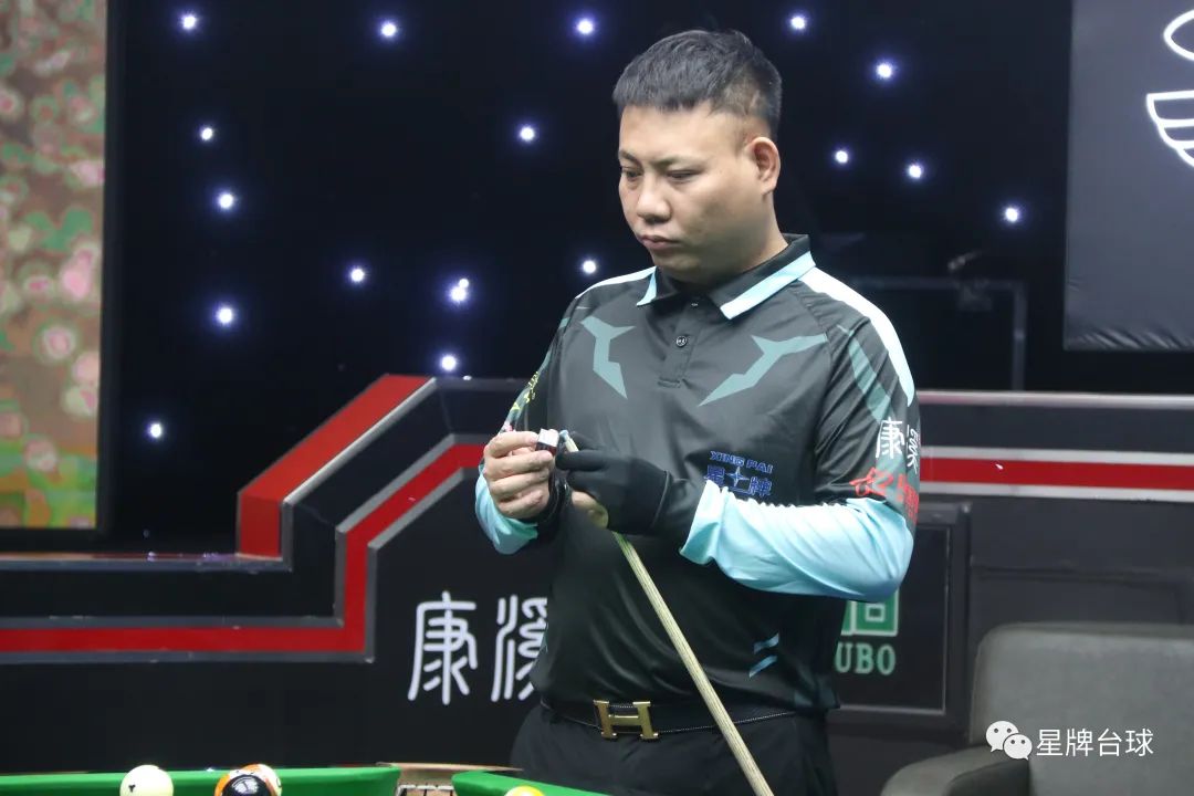 他相信年轻 他相信年轻